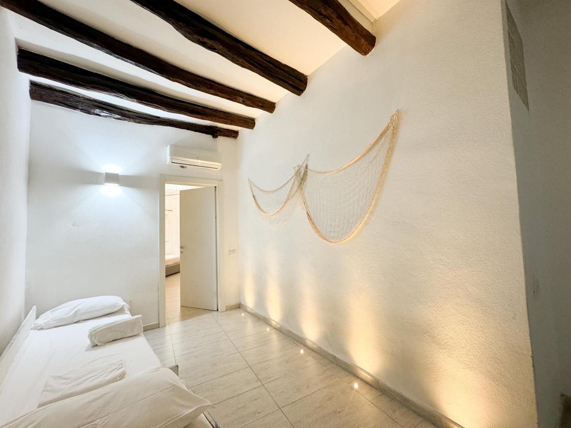 Bacans - Vico Collegio At Marina Appartement Cagliari Buitenkant foto